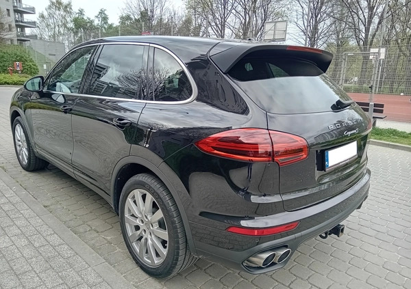 Porsche Cayenne cena 146000 przebieg: 71000, rok produkcji 2015 z Gdańsk małe 254